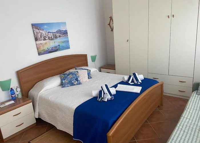 Borgo Vignale בית הארחה